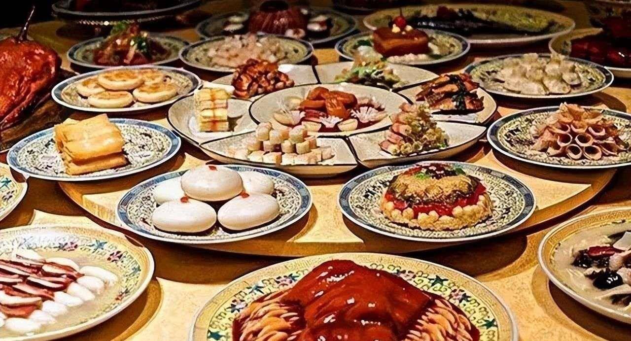 苏联的国宴都吃什么?斯大林时代的国宴很奢华_国家_宴会_丘吉尔