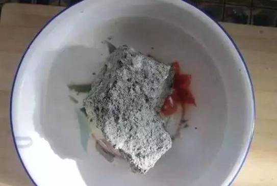 蓬灰不仅可以用于制作拉面,还能够用于酿皮,灰豆汤,面包,糕点等食品的