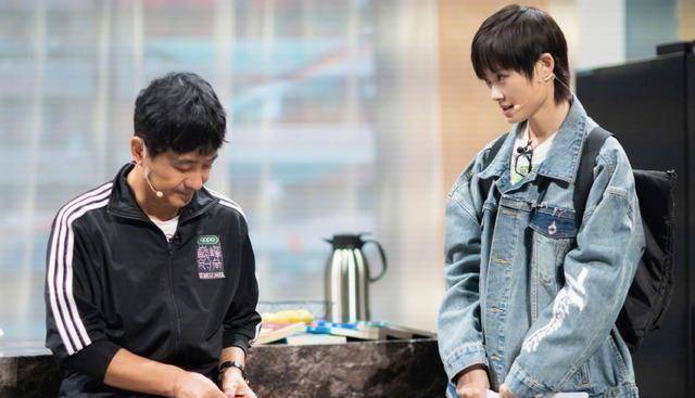 看杨迪这些爆料便知,李宇春的人品圈内少有_节目_搭档_表演