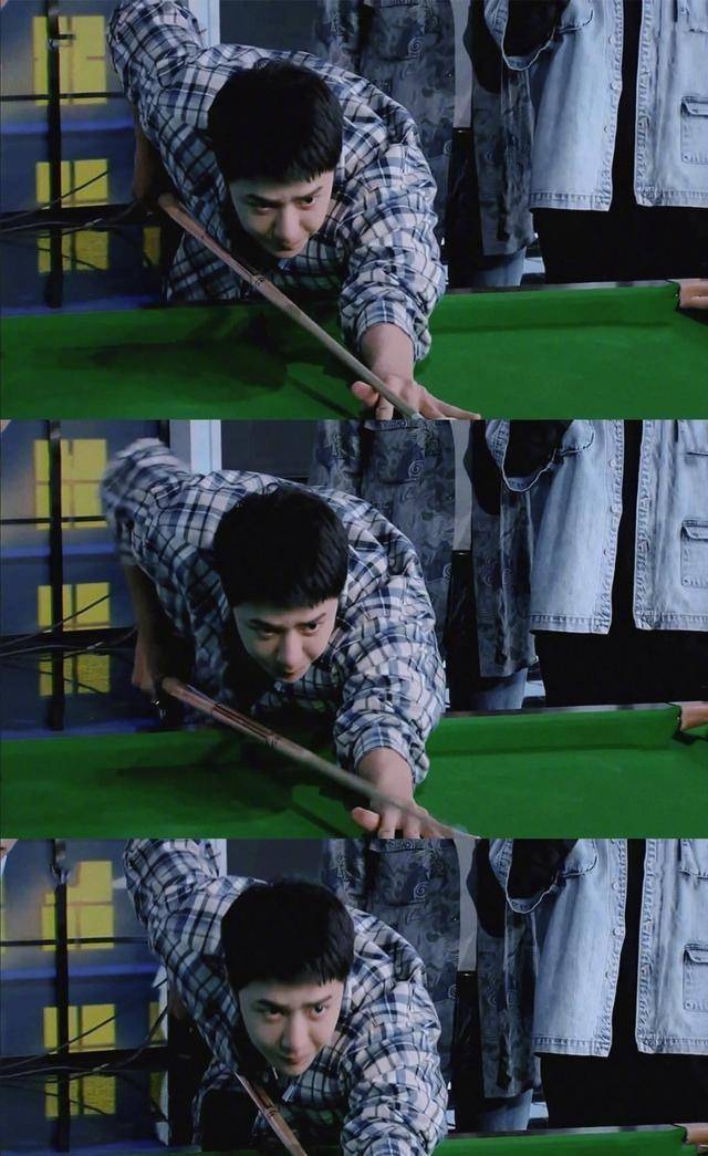 王一博展现惊人运动天赋,首次台球一杆四洞,丁俊晖都忍不住夸赞_男孩