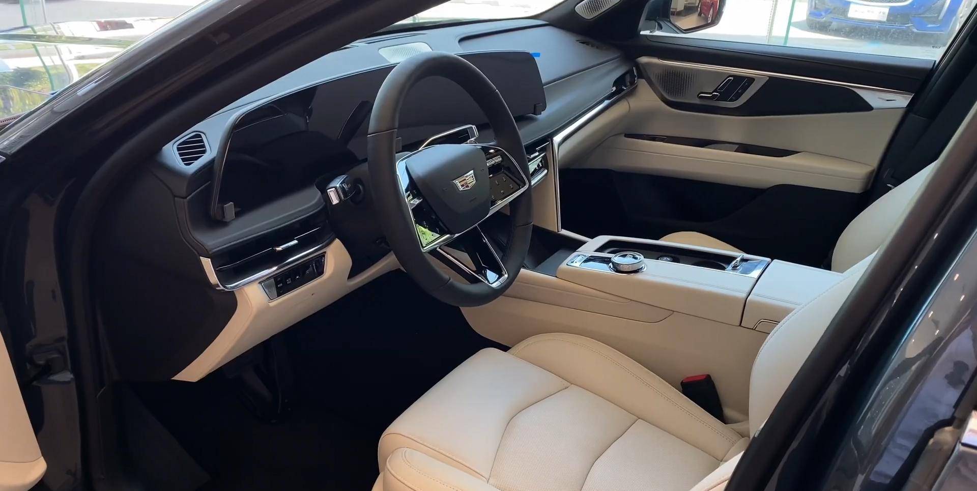 2024款凯迪拉克ct6惊艳亮相,内外全面升级,搭33英寸一体中控屏