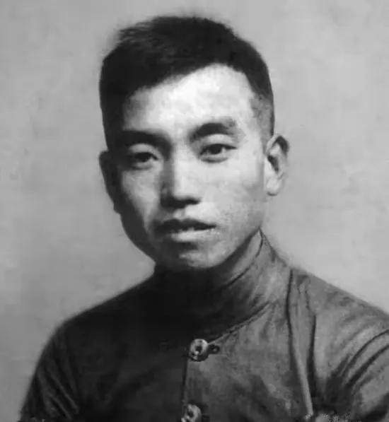 1936年,王震提议为晏福生默哀3分钟,他却在半月后"死而复生"_晏国金_