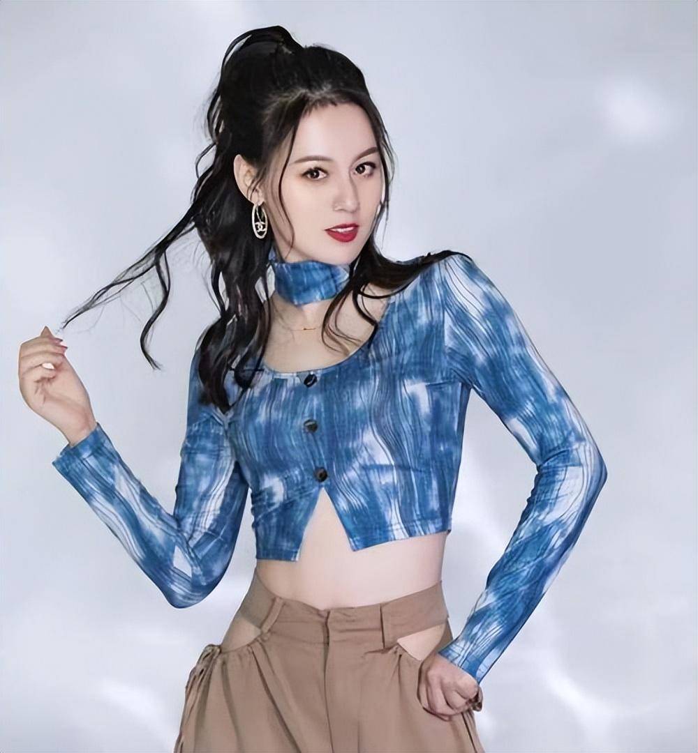 坐拥四千多万粉丝的唐艺,疯狂吸金成富婆_直播_网友_时候