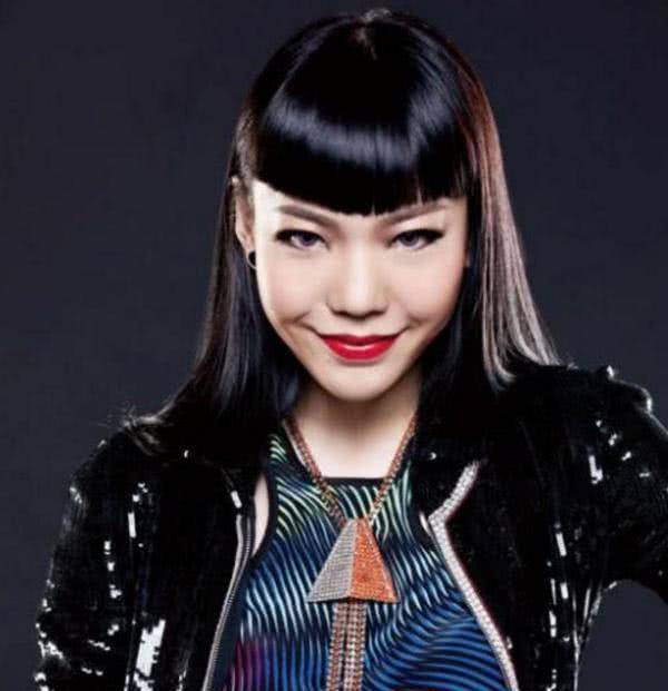 吴莫愁去哪了?唱歌跳舞都那么厉害,如今为什么没消息了?