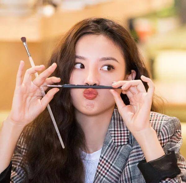 小八卦,angelababy,宋祖儿,张天爱,袁姗姗_指导_公司_宣传