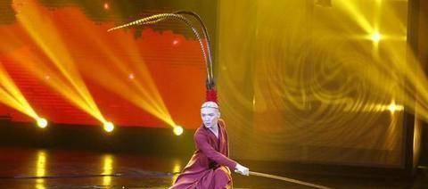 小彩旗和裘继戎还在一起吗?