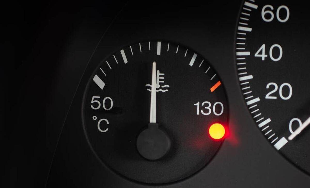 首先要了解的是,汽车水温计的始终范围是70度到100度,这个范围所落在