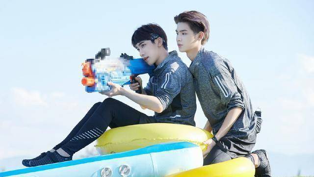 性格颠倒:justin变稳重可靠勇救程潇,丁泽仁变皮撒娇还搞笑?