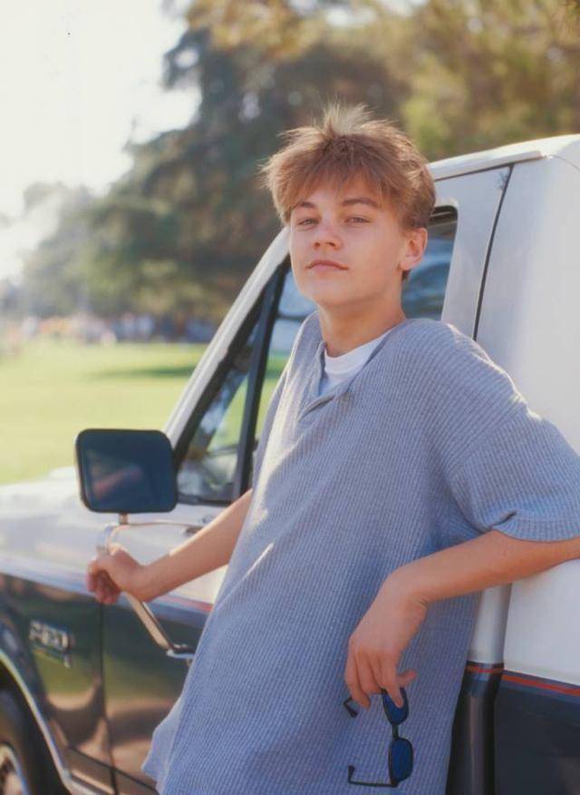 小李子18岁罕见照片,图4惊艳!