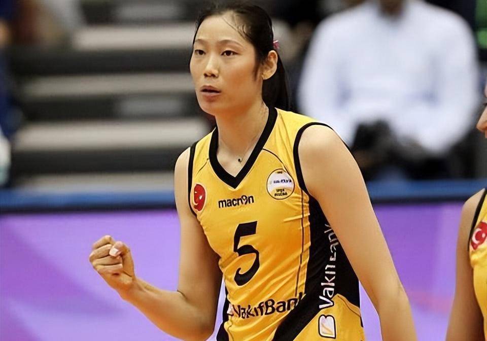 排球天后加莫娃和mvp收割机朱婷,谁更胜一筹?_防守_进攻_对手