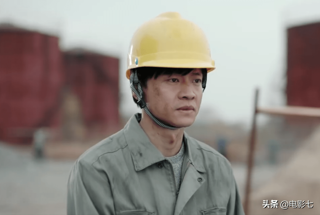 才播了4集,收视率就接近第一了,观众评价:终于有古装剧_淬火_故事