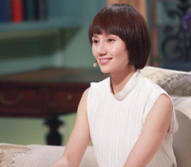 亦舒笔下的唐晶和黛西让人记忆深刻,袁泉的超强演技功不可没_角色