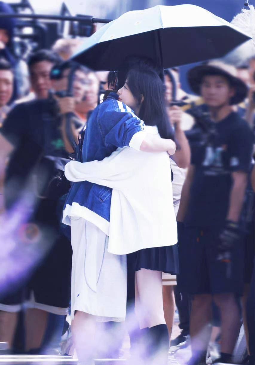 《承欢记》杨紫牛骏峰同框路透,两人还拥抱了,梦回《战长沙》_女性