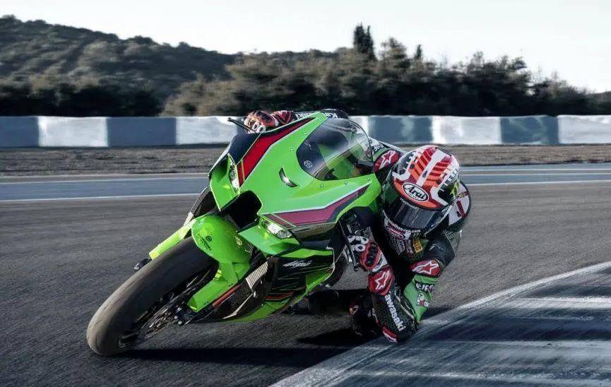 新款川崎zx-10r跑车上市,售价25.68万元_搜狐汽车_搜狐网