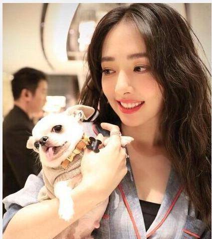 娱乐圈的几位摩羯座女星,讲真:刘敏涛和金靖都拥有有趣的灵魂_巩俐