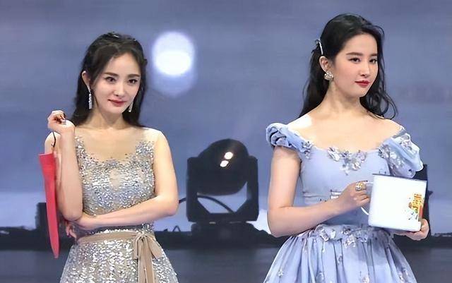 17年前刘亦菲亲自为她撑伞高二学生,如今成了大老板_杨幂_张纪中_郭襄