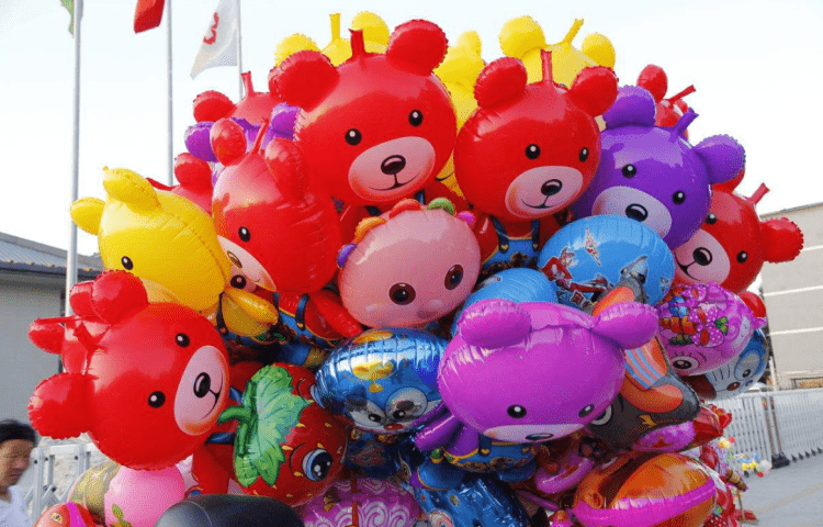 视百年丨为了眼睛的安全,答应我尽量不要买氢气球玩!_爆炸_孩子_双眼