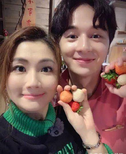 selina和张轩睿终于在一起了,这两人真的太不容易了!