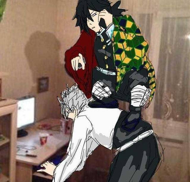 善逸太胆大包天了,对祢豆子做出这样的事,结果被炭治郎一拳捶晕_样子