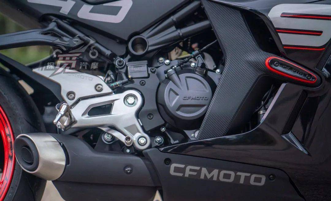 测评春风450srs(单摇臂版)|差距貌似还在拉大_搜狐汽车_搜狐网