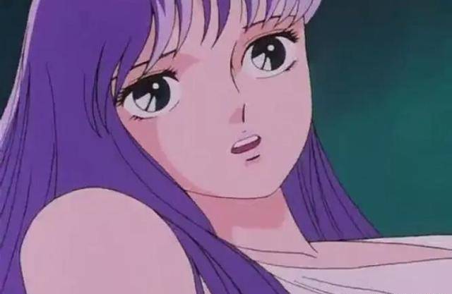 经过剧情的发展,后来众人才知道她其实就是圣域真正的主人雅典娜.