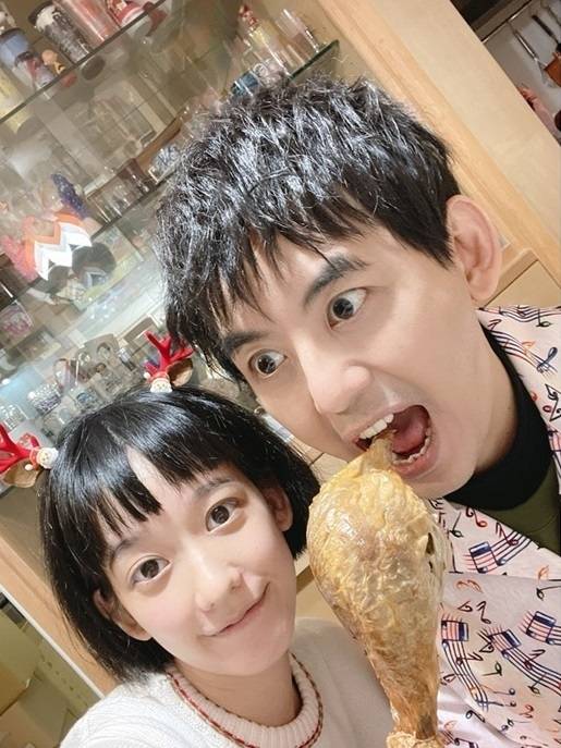 历任女友名单多到一张a4纸才写得完_曾宝仪_演艺圈_夏宇童