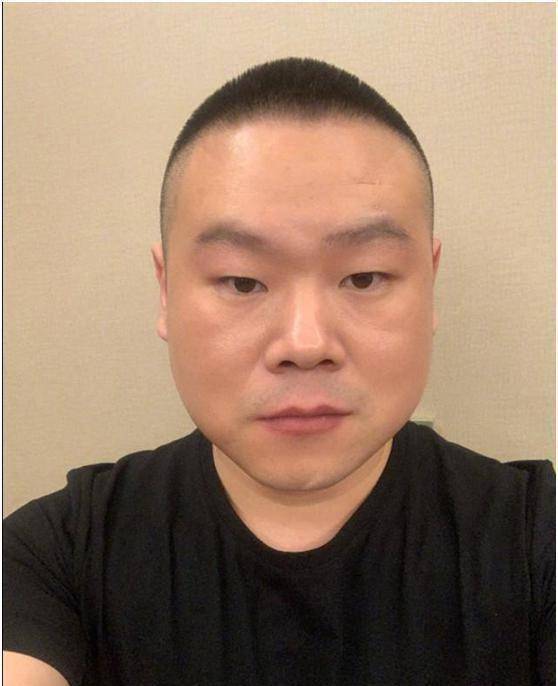 岳云鹏老婆剪寸头,隔空喊话小岳岳,网友:是不是出征支援一线啊_郑敏