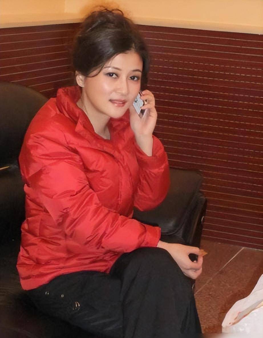 朱晓琳:江苏扬州走出的著名歌手,走红背后有艰辛有眼泪有感动_李光羲