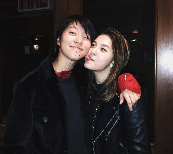 hilary拥有多重身份,由于上山诗钠与王菲,刘嘉玲是闺蜜,所以hilary与