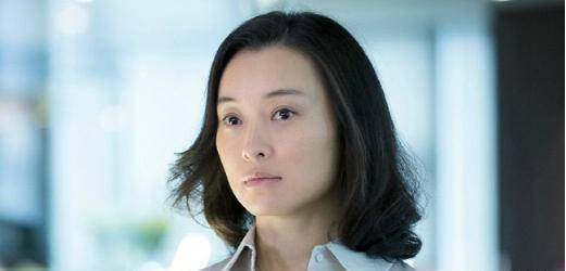 尤其是他的表情中透露着阴险和猥琐,让人觉得袁春望这个人已经有