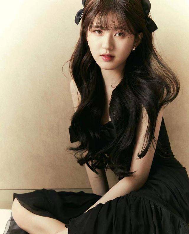 赵露思回应拉踩其他女星,"甩锅"手机疑点多多,网友三连问反击_明星