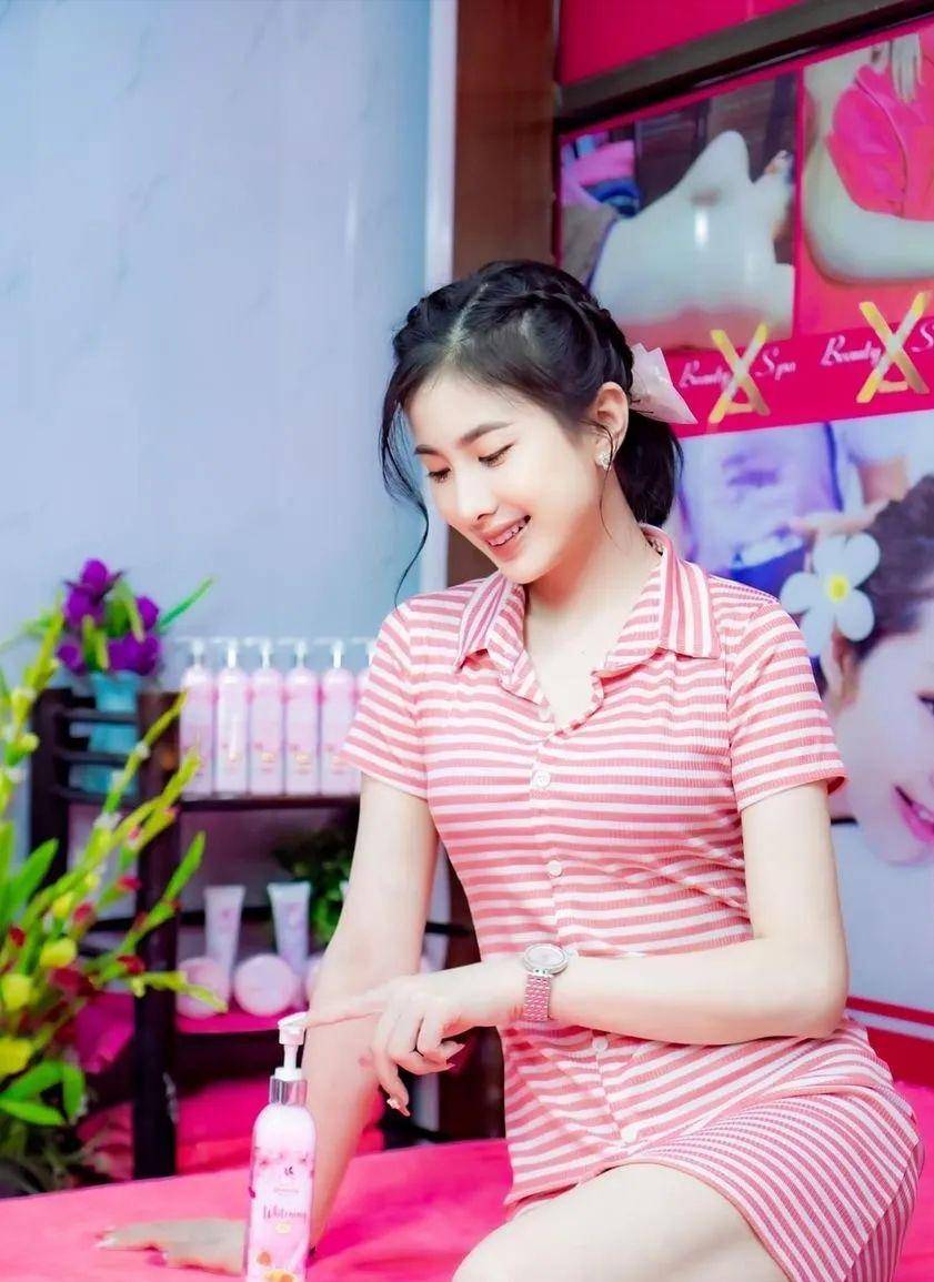 水音小姐姐再度亮相!昔日甜美少女俨然时尚玉立_美得_平台_媒体