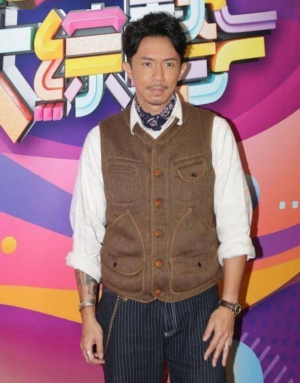 张智霖重返tvb拍剧?张继聪浸几个钟桑拿:烚到烂晒_阿聪_开心_屋企