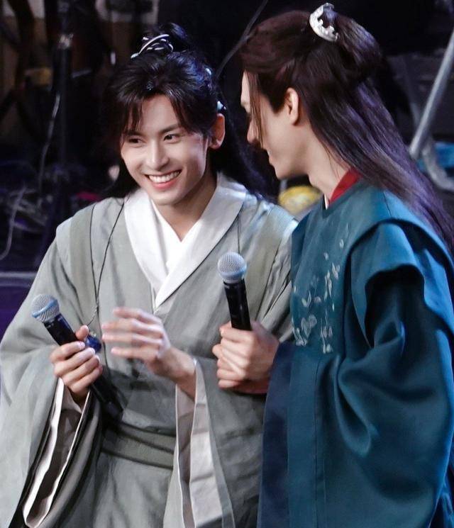 中餐厅:龚俊和周也随时都在斗嘴,羡慕《山河令》的神仙友情_新人_语调