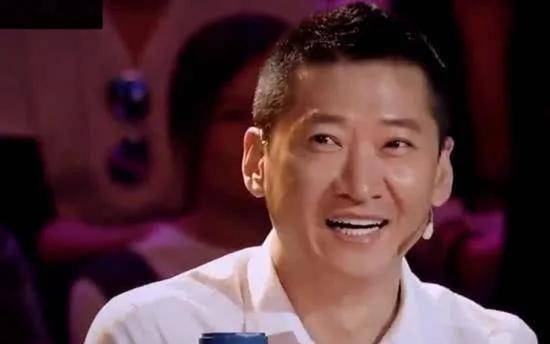 曾经在接受采访时周杰说过:"我算是一个合格的演员,但绝不是一个好