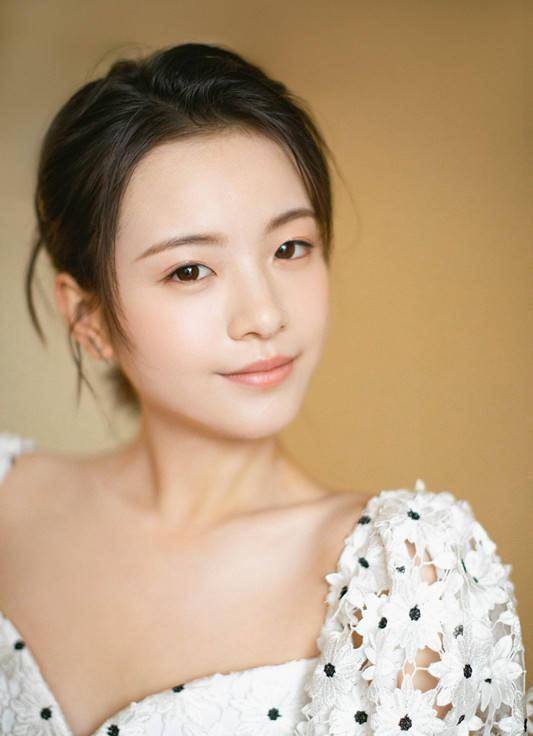 专访《二十不惑》李庚希:我和罗艳一样宅,谈恋爱没