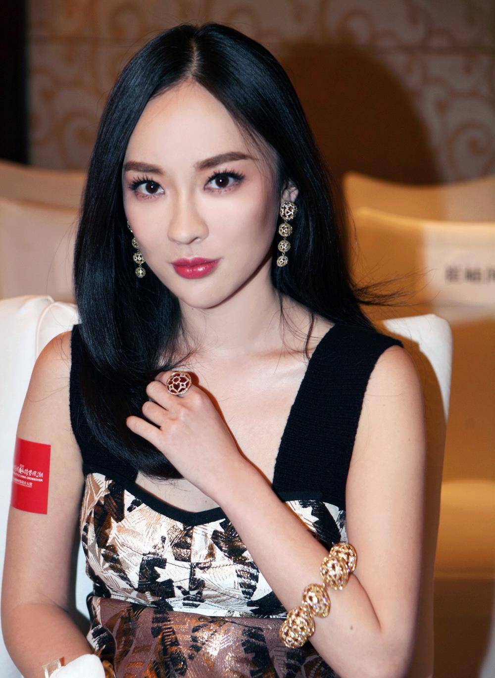 "华谊交际花"霍思燕的"专业小三"之名,和她的一脱成名路!