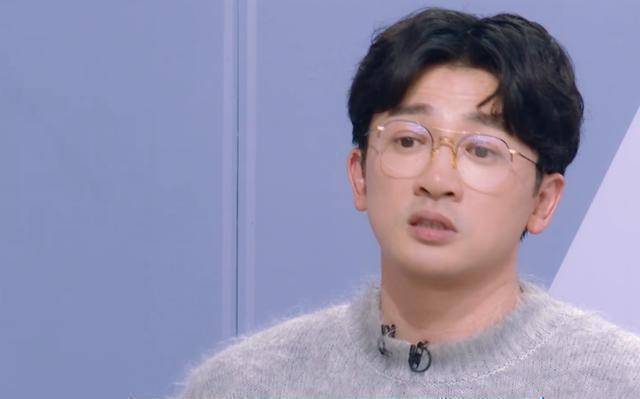 苏有朋回应这是为了《创造营2019》特意弄得造型,而