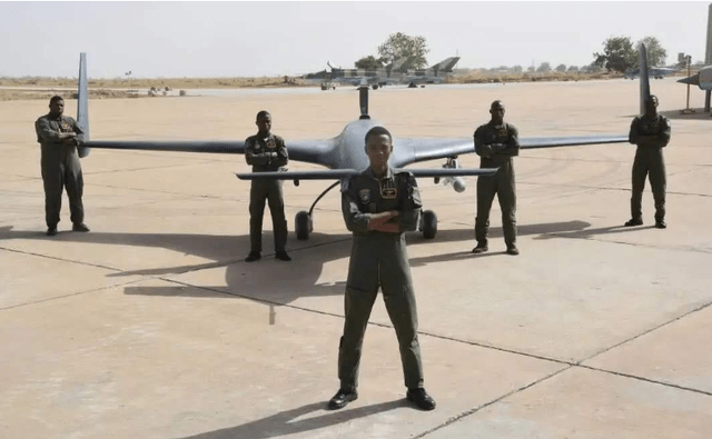 一颗导弹扔下去,武装分子"平地起飞"_尼日利亚_空军_装备