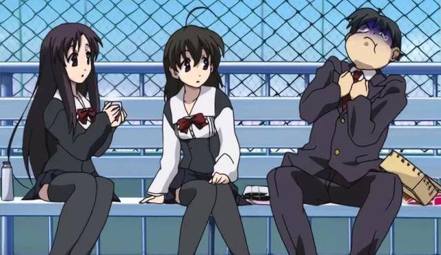 桂言叶,于是根据流言"把喜欢的人照片放在手机待机画面三周不被发现