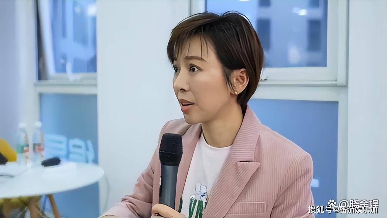 欧阳夏丹疑离婚,离开央视后,会成为第二个王小骞吗?_工作_网友_直播