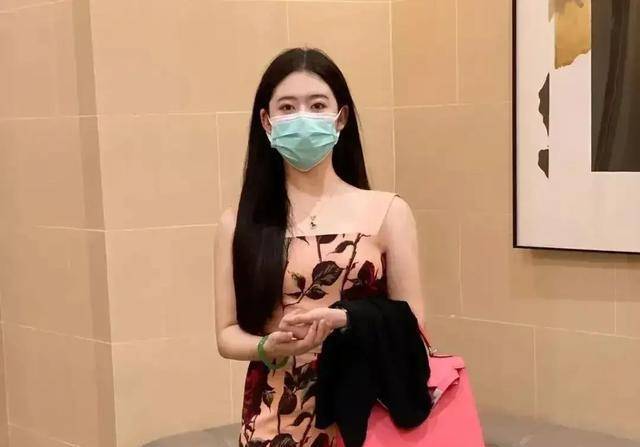 管的着我么?"叶涛就直接回答:"我是大同红人叶涛!
