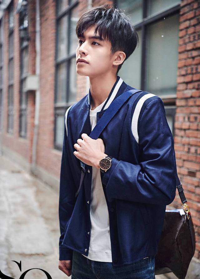 宋威龙粉丝称他是中国第一美男——捧杀无异于招黑_朱一龙_感觉_气质