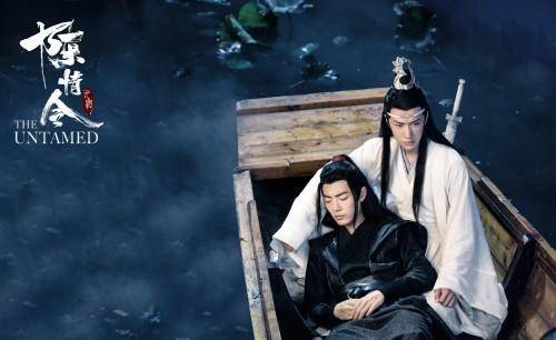 的导演李宏宇接受了采访,关于怎么看待网友将《陈情令》和《山河令》