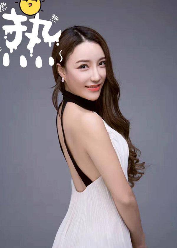 她号称刘老根一姐,颜值秒杀《乡村爱情》所有美女_赵文静_直播_本山