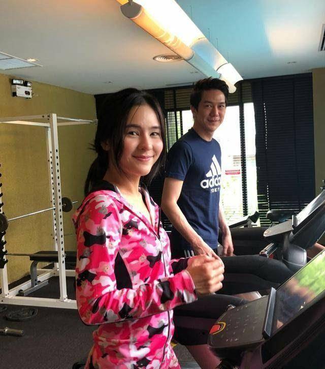 泰国女星的男友工作各不相同,但大多数都很富有_经营_pok_amp