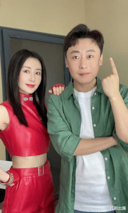 苏畅再现傻妞造型和小千合照,时隔13年两人颜值差距大_舒畅_李滨_剧中