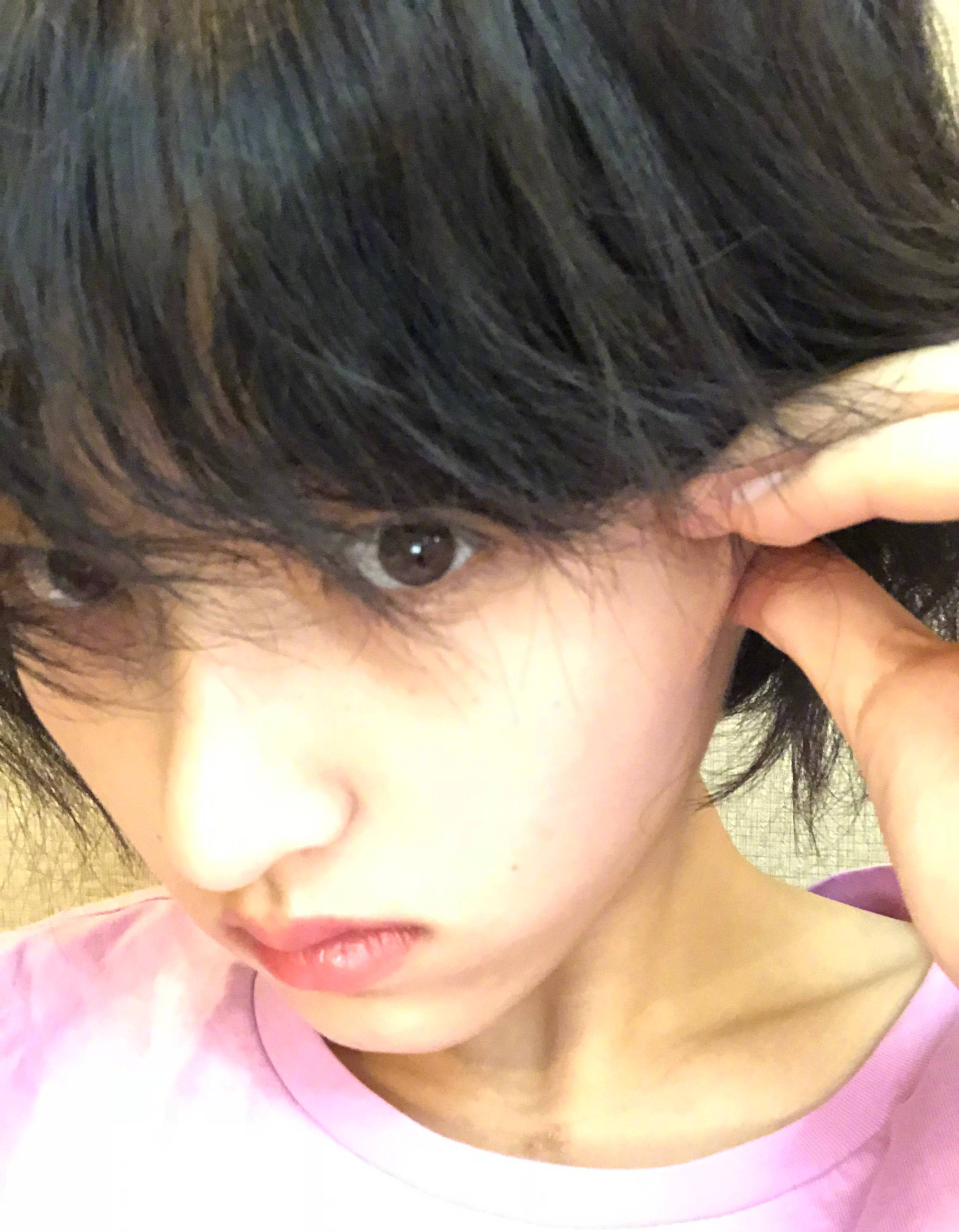 陈辰与一个拥有自由灵魂的少年郑宇星相识的故事,再加上吴磊和张子枫