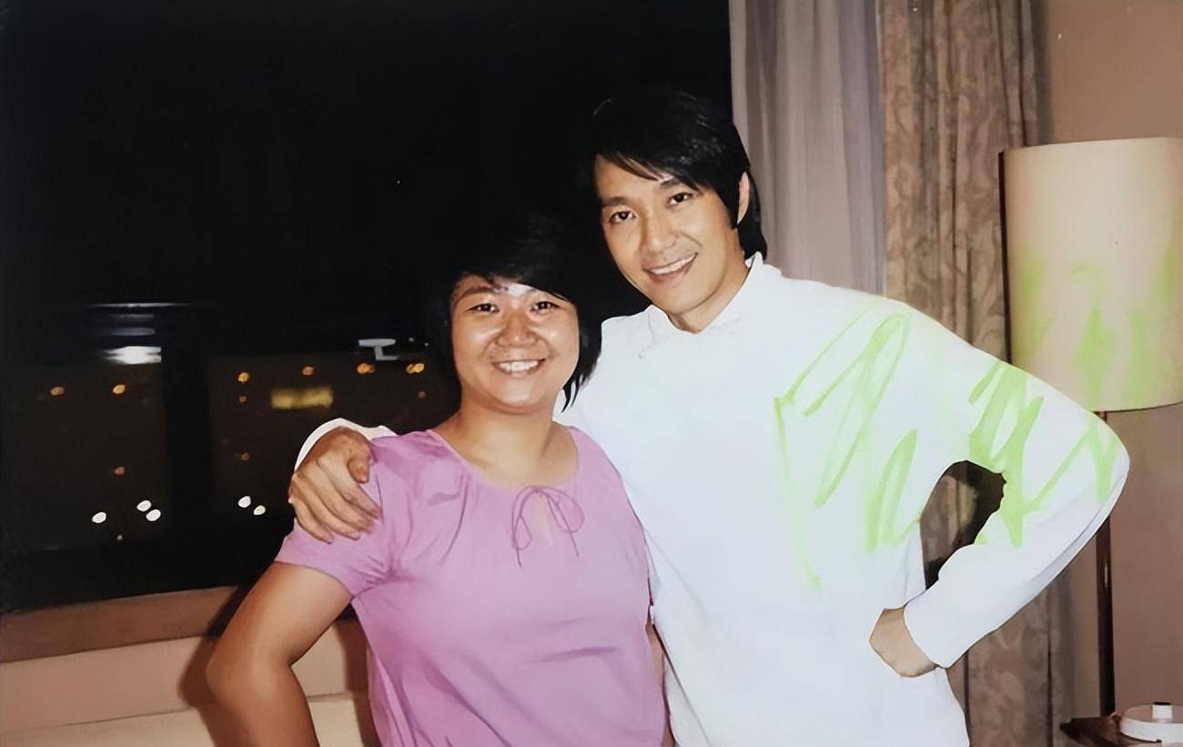 外籍女婿,本地广播电台主持人郎耀明曾采访周星驰_媳妇_苏家_苏桂