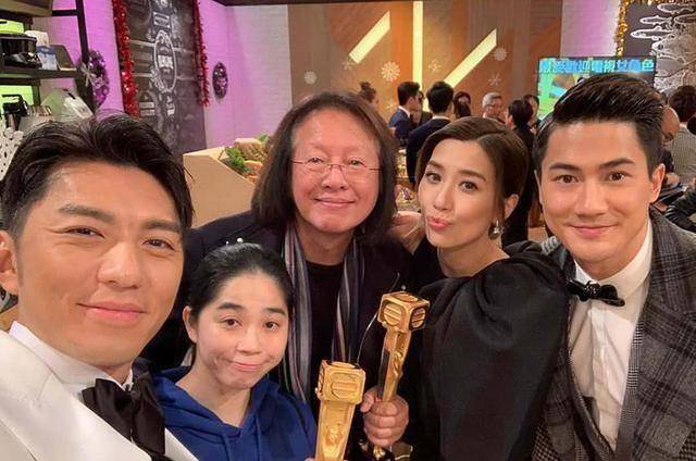 监制也另换他人_周柏豪_何丽全_高层